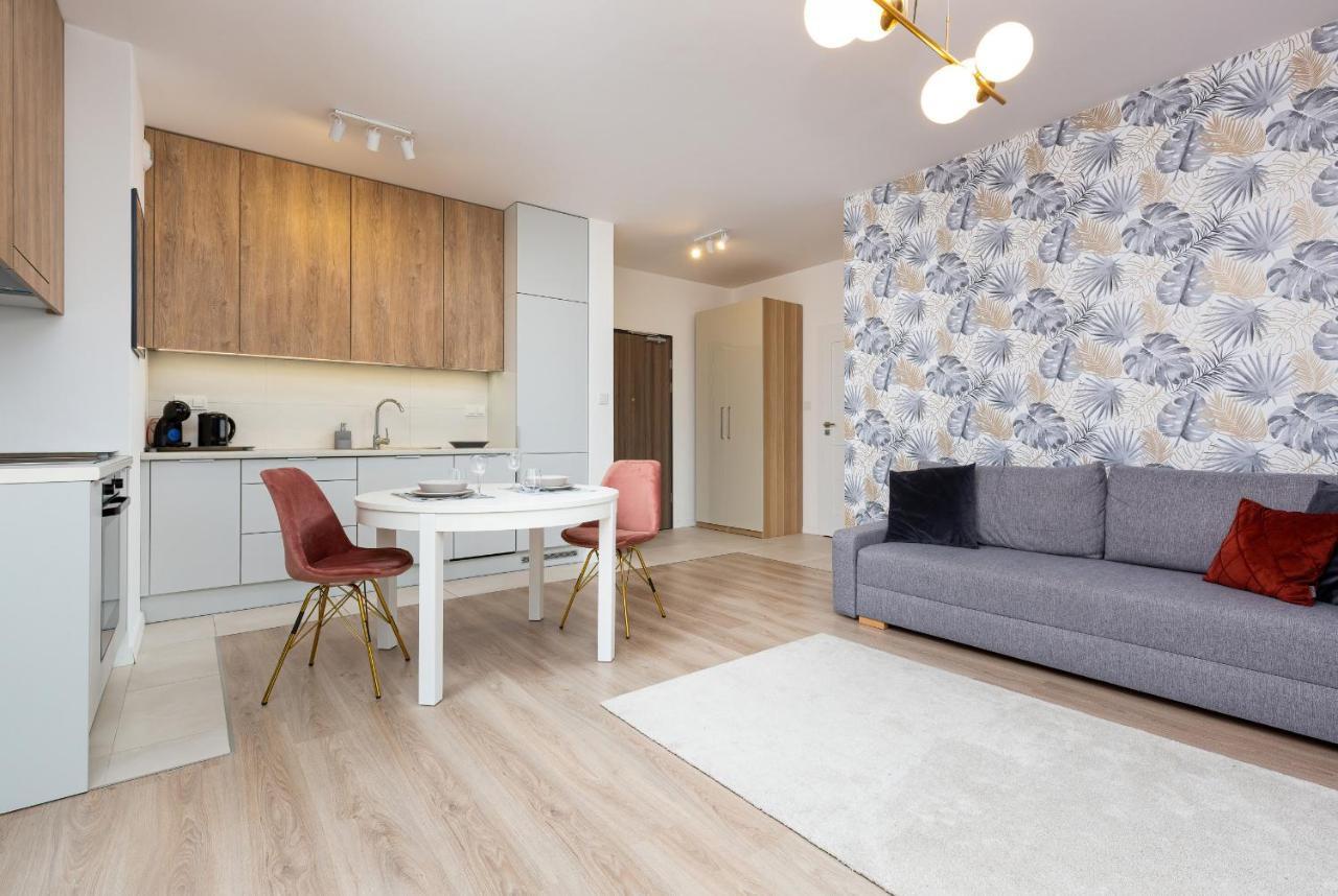 Metro Plocka Exquisite Apartments By Noclegi Renters Varšava Exteriér fotografie